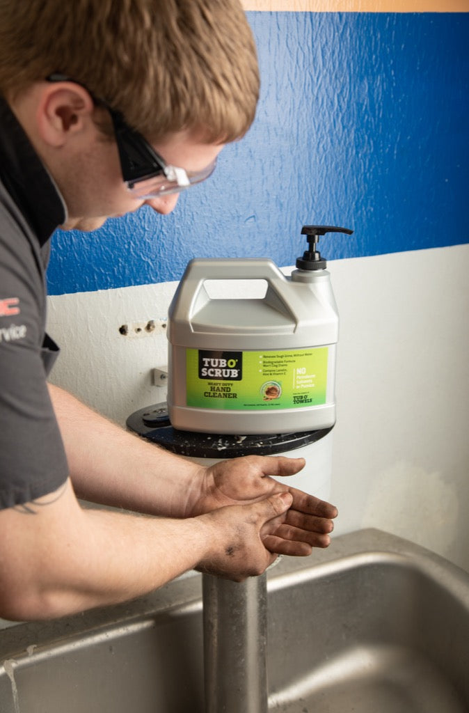 Tub O' Scrub Heavy Duty Hand Cleaner, 128 oz. Pump Dispenser